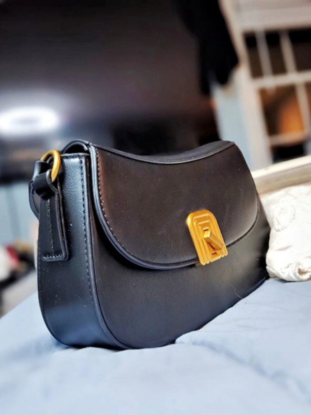 Miztique Black Shoulder Bag